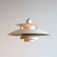 <img class='new_mark_img1' src='https://img.shop-pro.jp/img/new/icons47.gif' style='border:none;display:inline;margin:0px;padding:0px;width:auto;' />Vintage pendant lamp ( PH5 )  / Louis Poulsen