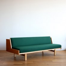 <img class='new_mark_img1' src='https://img.shop-pro.jp/img/new/icons47.gif' style='border:none;display:inline;margin:0px;padding:0px;width:auto;' />Vintage Day bed｜Hans J.Wegner, GE258