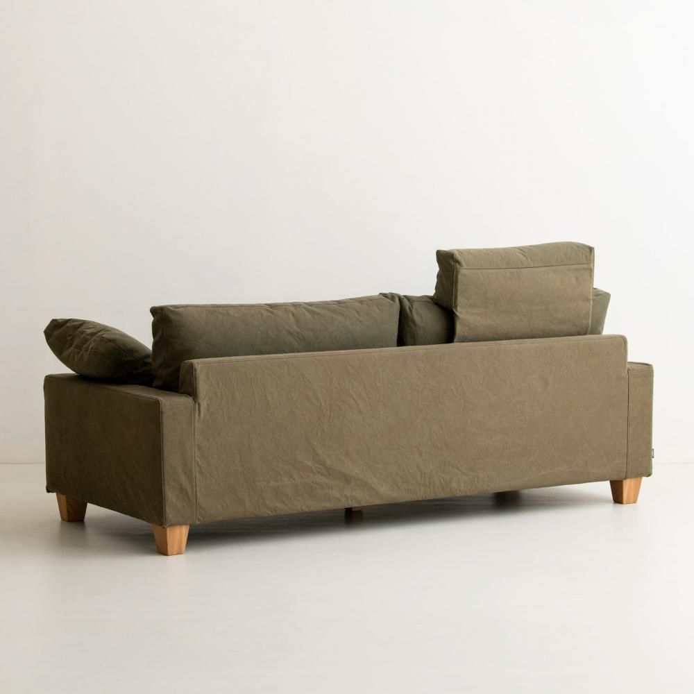 karf のDover ベージュ 3人掛けソファ Bespoke product