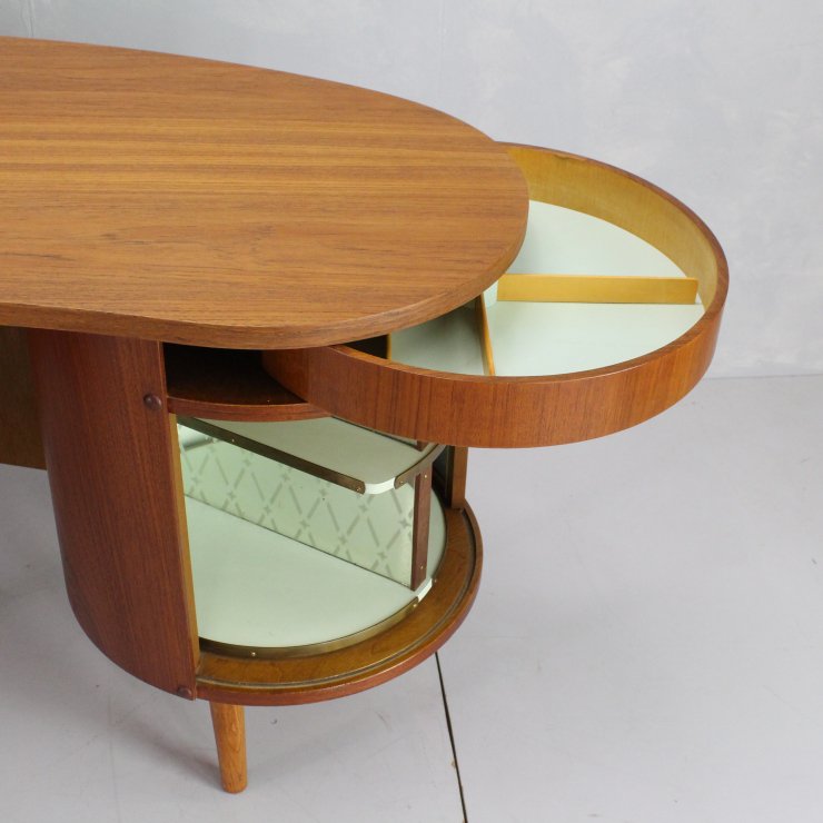 Kai Kristiansen “model.54” Kidney desk｜北欧家具・北欧ビンテージ 