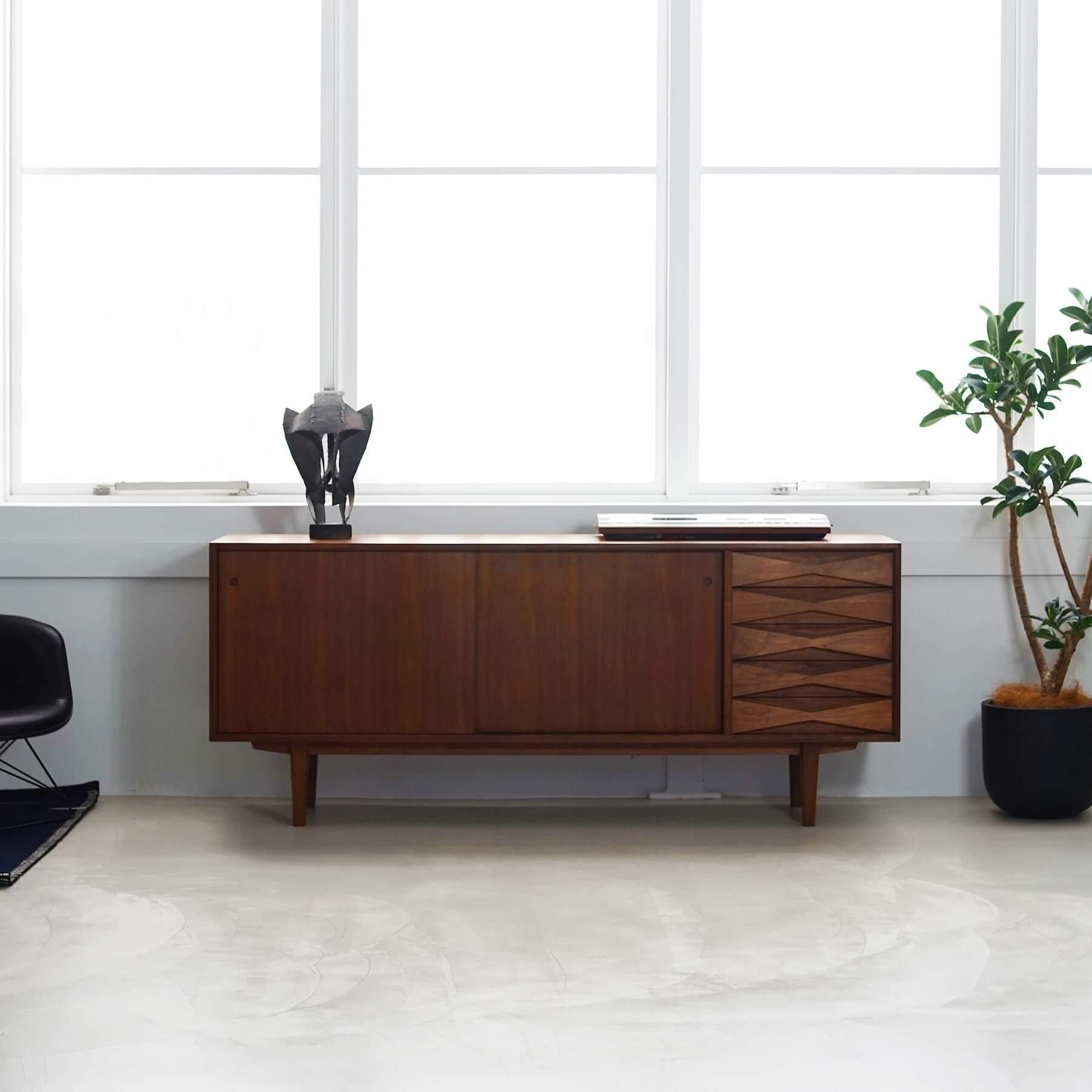 Slope（スロープ）ローボード 180｜karf・Blackboard｜オリジナル家具