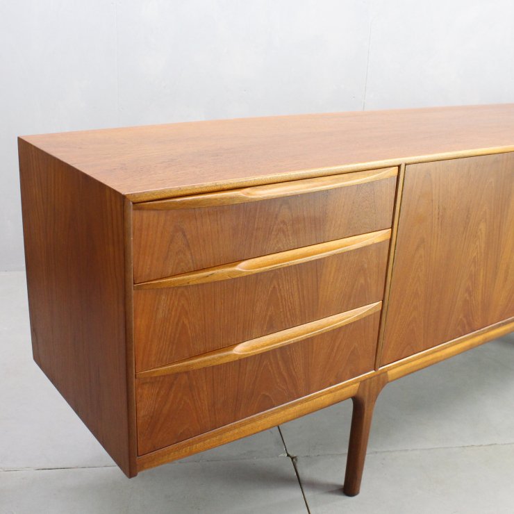 Vintage Sideboard｜AH McIntosh｜北欧インテリア家具・ビンテージ家具のオンラインショップ【Karf・Blackboard】