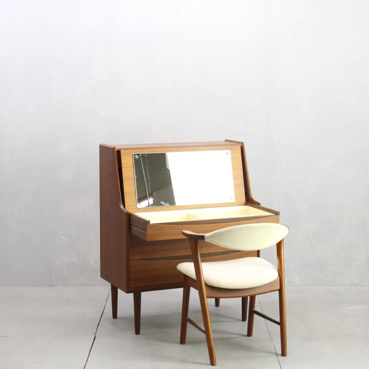 Vintage Bureau｜Arne Vodder｜北欧インテリア家具・ビンテージ