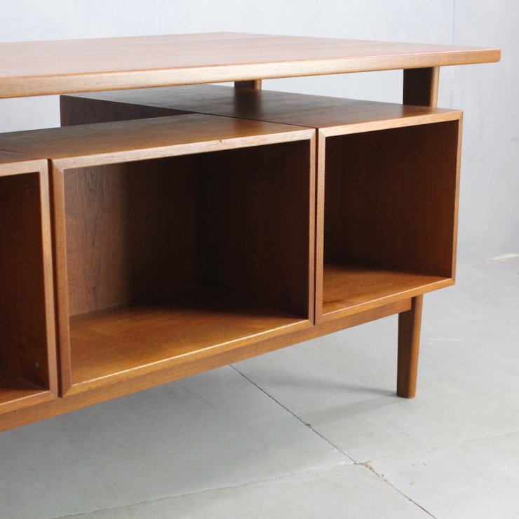 Vintage Desk｜Kai Kristiansen ｜北欧家具・北欧ビンテージ家具