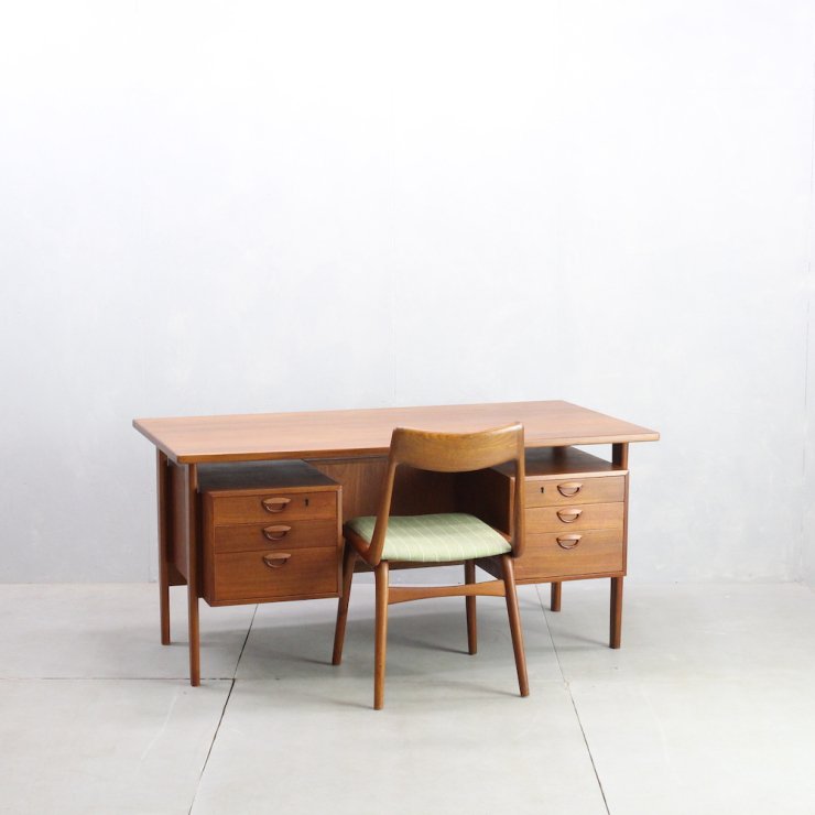 Vintage Desk｜Kai Kristiansen ｜北欧家具・北欧ビンテージ家具