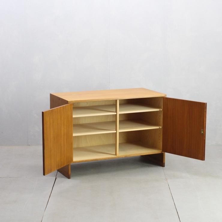 Vintage Cabinet｜Hans J. Wegner RY15｜北欧家具・北欧