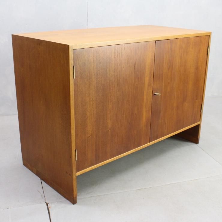 Vintage Cabinet｜Hans J. Wegner RY15｜北欧家具・北欧ビンテージ家具