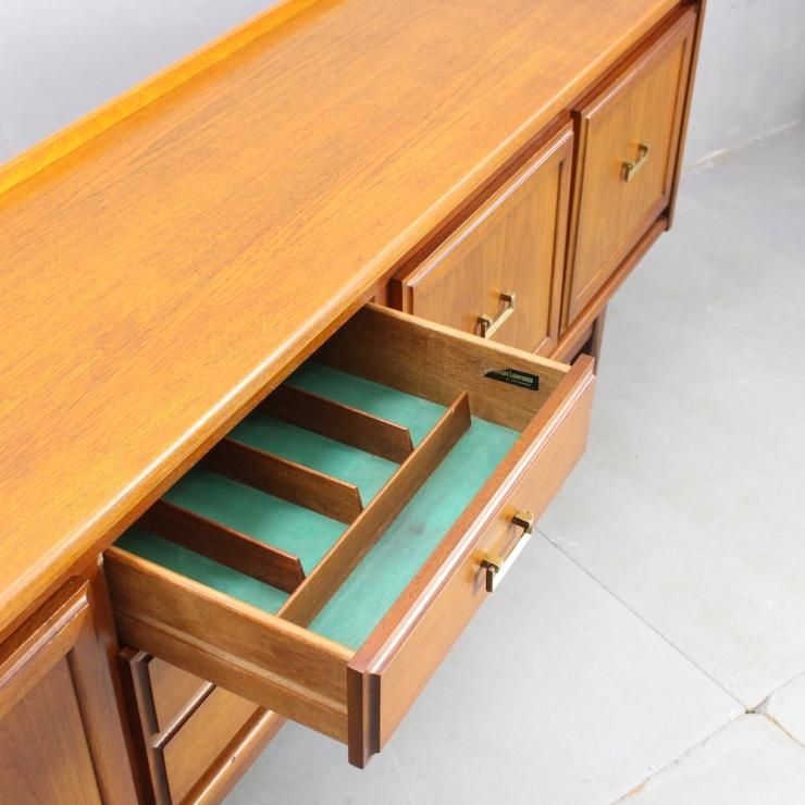 ビンテージ サイドボード｜WilliamLawrence｜karf・Blackboard