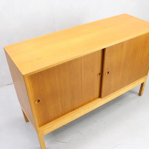 フフフ 】ボーエ・モーエンセン/サイドボード BM0057サイドボード CARL