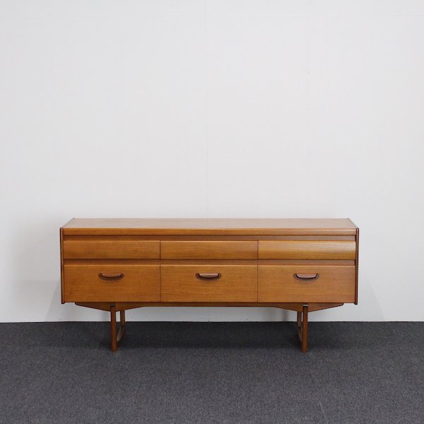 Vintage Side Board｜WilliamLawrence｜北欧家具・北欧ビンテージ家具ブラックボードつくば｜Online Shop