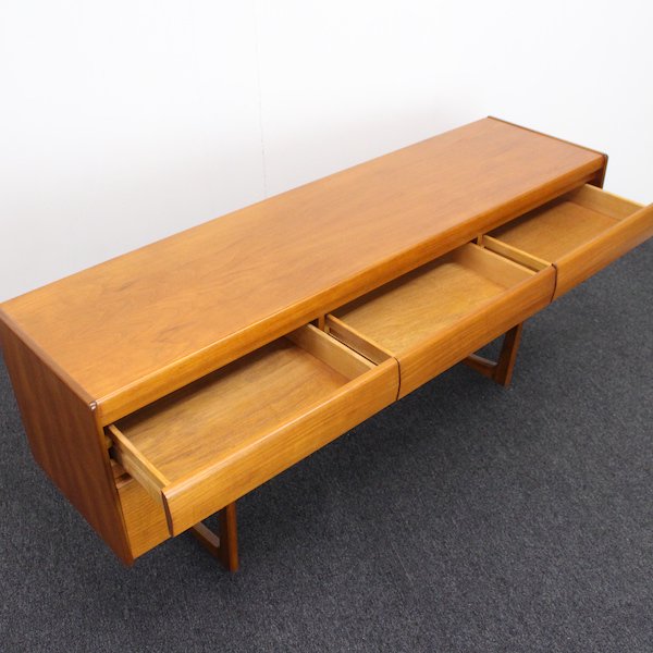 Vintage Side Board｜WilliamLawrence｜北欧家具・北欧ビンテージ家具ブラックボードつくば｜Online Shop