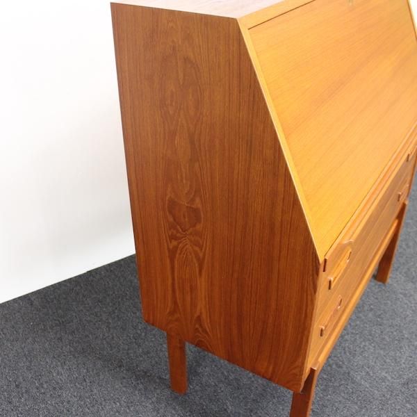 Vintage Bureau｜Arne Wahl Iversen｜ 北欧家具・北欧ビンテージ家具 