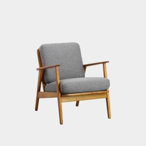 <img class='new_mark_img1' src='https://img.shop-pro.jp/img/new/icons14.gif' style='border:none;display:inline;margin:0px;padding:0px;width:auto;' />Vintage Easy Chairξʲ