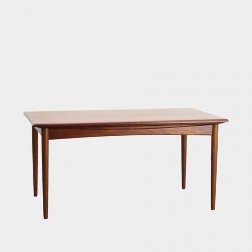 <img class='new_mark_img1' src='https://img.shop-pro.jp/img/new/icons14.gif' style='border:none;display:inline;margin:0px;padding:0px;width:auto;' />Vintage Dining tableξʲ