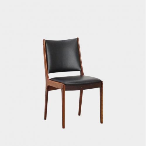 <img class='new_mark_img1' src='https://img.shop-pro.jp/img/new/icons14.gif' style='border:none;display:inline;margin:0px;padding:0px;width:auto;' />Vintage Dining chairJohannes Andersenξʲ