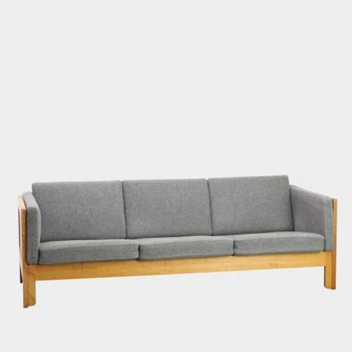 <img class='new_mark_img1' src='https://img.shop-pro.jp/img/new/icons14.gif' style='border:none;display:inline;margin:0px;padding:0px;width:auto;' />Vintage 3seat sofaBorge Mogensen  model.2354ξʲ