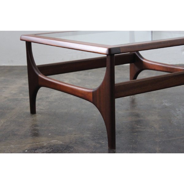 stonehill coffee table