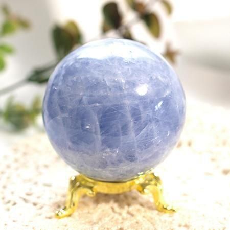 マダガスカル産セレスタイト・丸玉｜大人のパワーストーン専門店