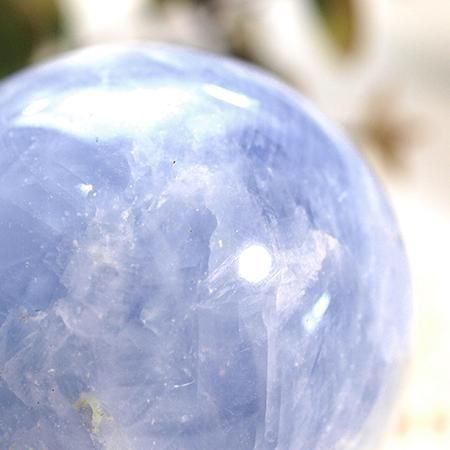 マダガスカル産セレスタイト・丸玉｜大人のパワーストーン専門店ワンネス