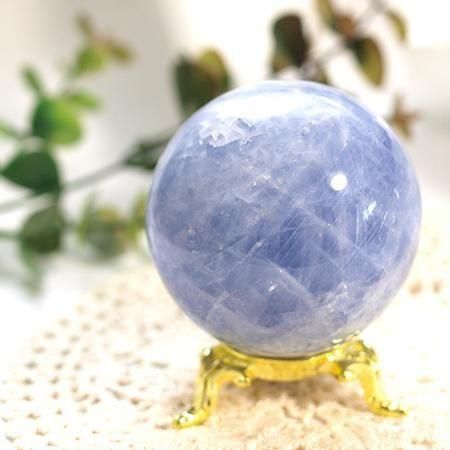 マダガスカル産セレスタイト・丸玉｜大人のパワーストーン専門店ワンネス