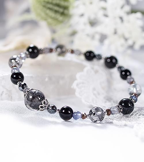 エレスチャルクォーツとブラックルチルクォーツSA、黒水晶の