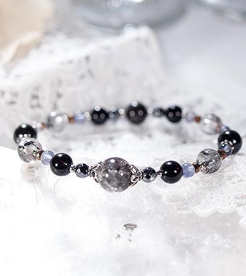 エレスチャルクォーツとブラックルチルクォーツSA、黒水晶のデザイン