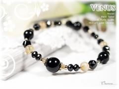 ���徽�ʥ�ꥪ��ˤȥ֥�å����ԥͥ롢������ɥ����Υǥ�����֥쥹��å�<br />Venus<img class='new_mark_img2' src='https://img.shop-pro.jp/img/new/icons53.gif' style='border:none;display:inline;margin:0px;padding:0px;width:auto;' />