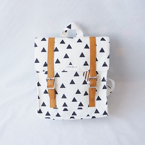 <img class='new_mark_img1' src='https://img.shop-pro.jp/img/new/icons7.gif' style='border:none;display:inline;margin:0px;padding:0px;width:auto;' />SQUARE LESSON BAG TRIANGLECHOCOLATE SOUP 祳졼ȥ