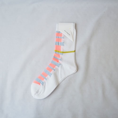 TAPE LINE SOCKS WHITE POTTENBURN TOHKII ポッテンバーントーキー