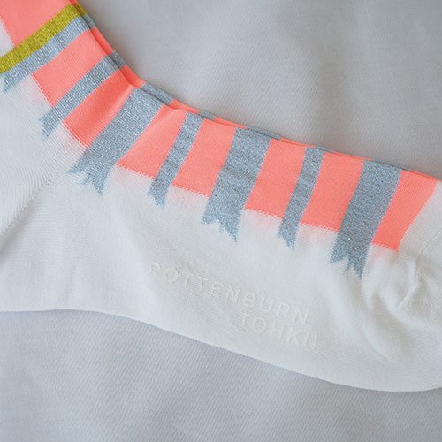 TAPE LINE SOCKS WHITE POTTENBURN TOHKII ポッテンバーントーキー