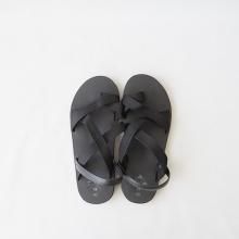 <img class='new_mark_img1' src='https://img.shop-pro.jp/img/new/icons16.gif' style='border:none;display:inline;margin:0px;padding:0px;width:auto;' />RUBBER SANDAL(MENS)  BKLACBLACK 40-43(25-26.5cm)  SUBLIME