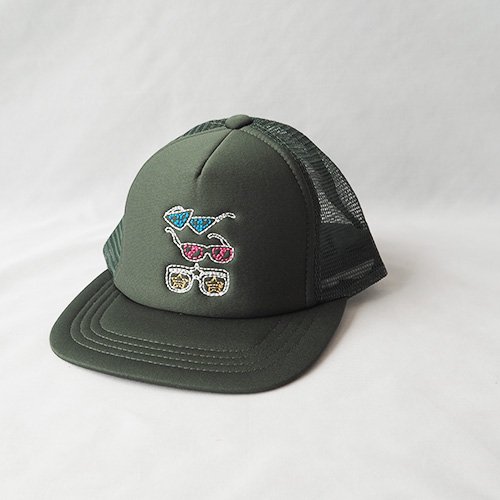 <img class='new_mark_img1' src='https://img.shop-pro.jp/img/new/icons20.gif' style='border:none;display:inline;margin:0px;padding:0px;width:auto;' />EMBROIDERD MESH CAP GREEN 53-57cm soulsmania 