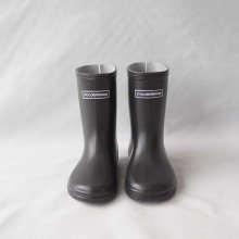 <img class='new_mark_img1' src='https://img.shop-pro.jp/img/new/icons7.gif' style='border:none;display:inline;margin:0px;padding:0px;width:auto;' />MIDDLE RAINBOOTS CHARCOAL　13-19ｃｍ　　CHOCOLATE SOUP チョコレートスープ