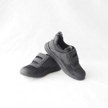 <img class='new_mark_img1' src='https://img.shop-pro.jp/img/new/icons7.gif' style='border:none;display:inline;margin:0px;padding:0px;width:auto;' />MEI×IFME KIDS velcro shoes  BLACK 15.0-18.0cm　MEI×IFME