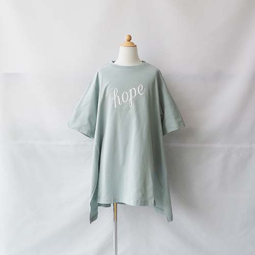 <img class='new_mark_img1' src='https://img.shop-pro.jp/img/new/icons20.gif' style='border:none;display:inline;margin:0px;padding:0px;width:auto;' />Back Flare T-shirt  TURQUOIS   XS-XL95-150/150-ˡGRIS
