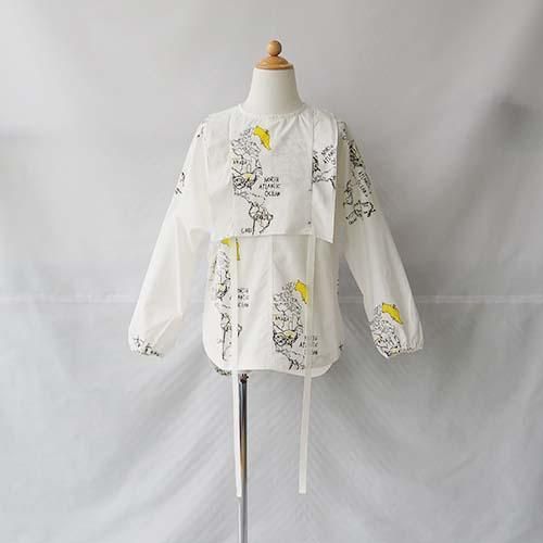 map pattern tunic shirt white map print LL(145-155)　　folk made フォークメイド -  こどもふくと雑貨のセレクトショップ「ことり・ことり雑貨」