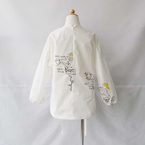 map pattern tunic shirt white map print LL(145-155)　　folk made フォークメイド -  こどもふくと雑貨のセレクトショップ「ことり・ことり雑貨」