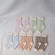 <img class='new_mark_img1' src='https://img.shop-pro.jp/img/new/icons7.gif' style='border:none;display:inline;margin:0px;padding:0px;width:auto;' />Natural check  socks  assort  S-XL(12-20cm)  digreen