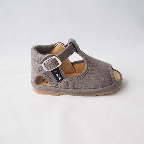 T-strap sandal グレージュ 12.5-15.0ｃｍ PEEP ZOOM ピープズーム -  こどもふくと雑貨のセレクトショップ「ことり・ことり雑貨」