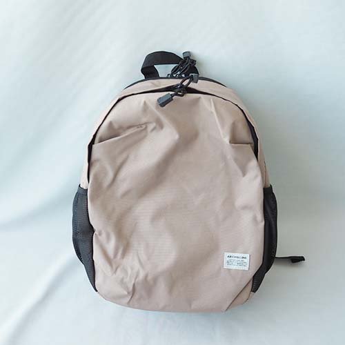 <img class='new_mark_img1' src='https://img.shop-pro.jp/img/new/icons7.gif' style='border:none;display:inline;margin:0px;padding:0px;width:auto;' />EEG BAG  BEIGE　15L　Arch&LINE(アーチ＆ライン）