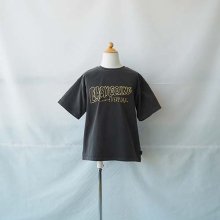 <img class='new_mark_img1' src='https://img.shop-pro.jp/img/new/icons16.gif' style='border:none;display:inline;margin:0px;padding:0px;width:auto;' />OG COTTON EASY TEE SUMIKUROXS-XL(85-145)Arch&LINE(饤