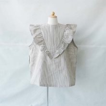 <img class='new_mark_img1' src='https://img.shop-pro.jp/img/new/icons16.gif' style='border:none;display:inline;margin:0px;padding:0px;width:auto;' />big frill blouse black  S-L(80-120)  kiky