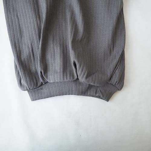 Rib gathered Balloon pants Charcoal L-XL（135-150/150-） GRIS グリ