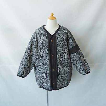 <img class='new_mark_img1' src='https://img.shop-pro.jp/img/new/icons7.gif' style='border:none;display:inline;margin:0px;padding:0px;width:auto;' />Magic Spell print Cotton Viyella Quilting Jacket   charcoal  110.125   eLfinFolk եե륯