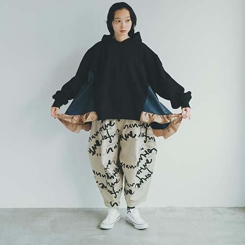 2025新作モデル ポインテッドPANTS ヌヌフォルム nunuforme 2（163） Beige パンツ