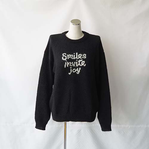 <img class='new_mark_img1' src='https://img.shop-pro.jp/img/new/icons7.gif' style='border:none;display:inline;margin:0px;padding:0px;width:auto;' />smiles pullover  blackwhite   Ffolk made եᥤ