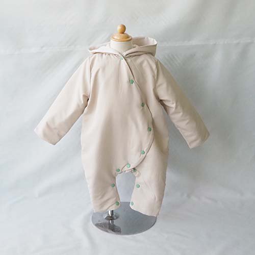 <img class='new_mark_img1' src='https://img.shop-pro.jp/img/new/icons7.gif' style='border:none;display:inline;margin:0px;padding:0px;width:auto;' />Baby jumper suit ivory XS( 80 KoQueLiKoꥳ