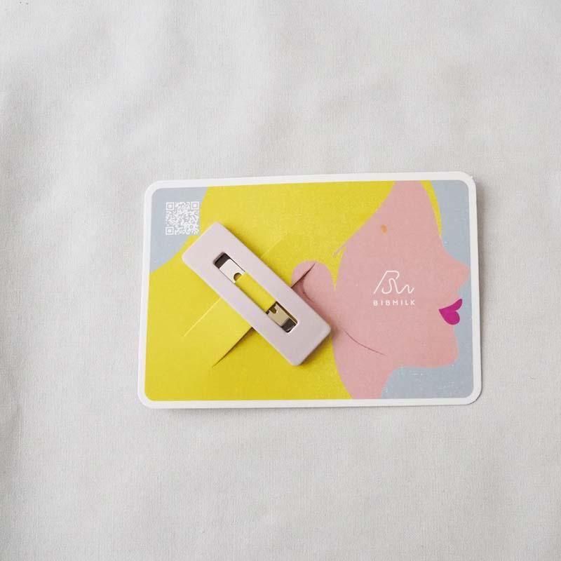 <img class='new_mark_img1' src='https://img.shop-pro.jp/img/new/icons7.gif' style='border:none;display:inline;margin:0px;padding:0px;width:auto;' />RECTANGLE FLAME SLEEP PIN  2PCS    BEIGE   bibmilk