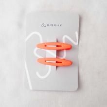 <img class='new_mark_img1' src='https://img.shop-pro.jp/img/new/icons7.gif' style='border:none;display:inline;margin:0px;padding:0px;width:auto;' />OVAL FLAME CLIPS  2PCS-NEON   ORANGE   bibmilk