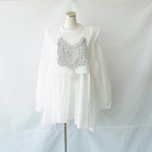 <img class='new_mark_img1' src='https://img.shop-pro.jp/img/new/icons7.gif' style='border:none;display:inline;margin:0px;padding:0px;width:auto;' />Yuki Usagi Blouse whiteM  eLfinFolk եե륯